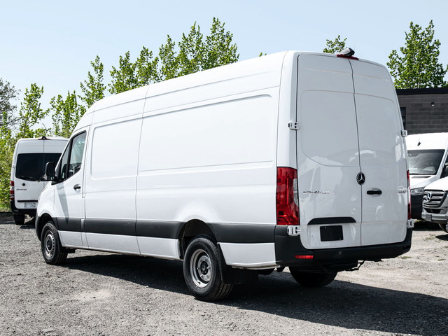 2023 Mercedes-Benz Sprinter 3500 170 In. in Cars & Trucks in Mississauga / Peel Region - Image 4