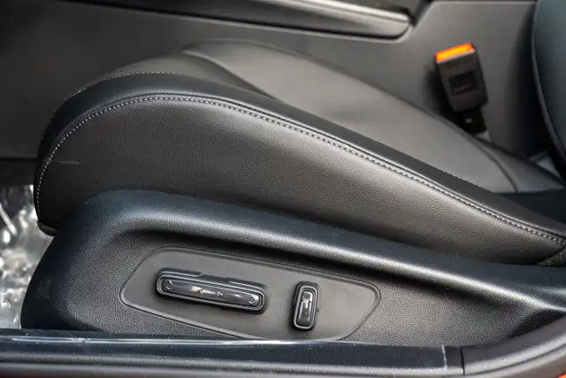 2026 Honda Civic Sedan Hybrid Sport Touring in Cars & Trucks in Edmonton - Image 23