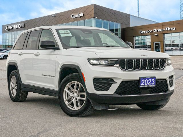 2023 Jeep Grand Cherokee Laredo 4x4 | Heated Steering Wheel in Cars & Trucks in Guelph