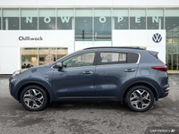 This Kia Sportage delivers a Regular Unleaded I-4 2.4 L/144 engine powering this Automatic transmiss... (image 1)