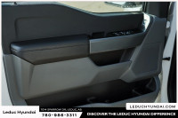 2023 Ford F-150 XLT Experience the Ford F-150 XLT with only 66296 km on the odometer. Finished in a... (image 9)