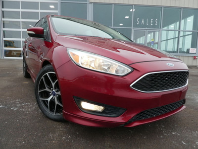  2015 Ford Focus SE,Back Up Camera, Heated Seats & Steering Whee
