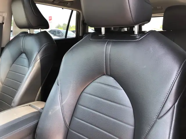 2022 Toyota Highlander XLE AWD in Cars & Trucks in Belleville - Image 17