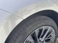 ULTRA LUXURY PKG EXTRAS ON VEHICLE -CARGO LINER -BODY SIDE MOULDINGS -ILLUMINATED DOOR SILLS -WINDOW... (image 6)