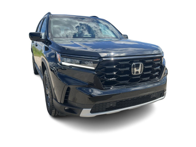 2023 Honda Pilot TrailSport, 4X4, Cuir, 7 places, Carplay, Camér in Cars & Trucks in City of Montréal - Image 2