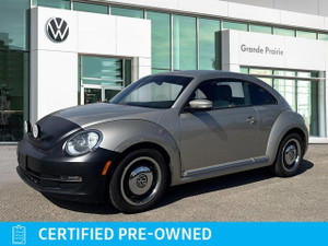 2016 Volkswagen Beetle Classic | Low KM | Navigation | Reverse Cam