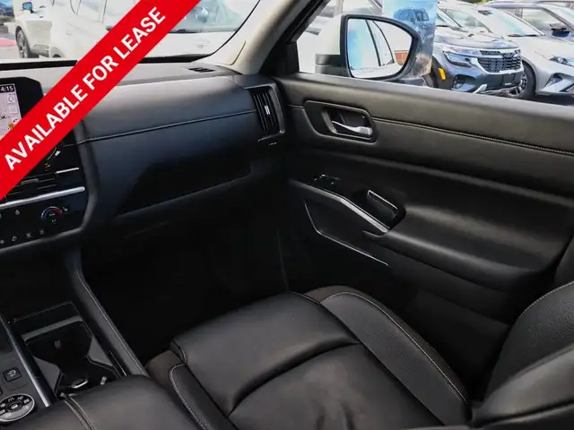 2023 Nissan Pathfinder SL AWD | Leather | Sunroof | ProPilot | C in Cars & Trucks in Oakville / Halton Region - Image 13