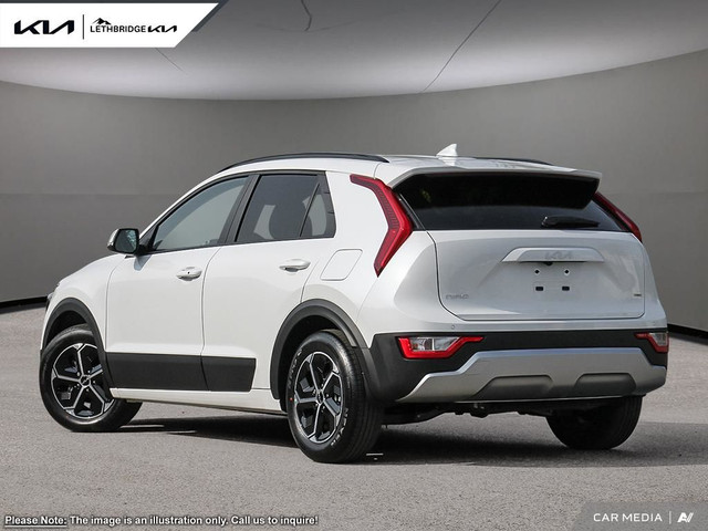 2025 Kia Niro HEV EX in Cars & Trucks in Lethbridge - Image 4