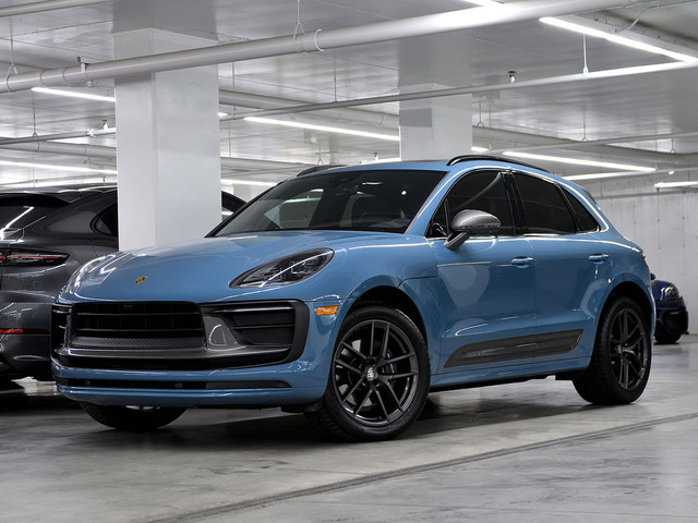 2023 Porsche Macan T AWD in Cars & Trucks in Longueuil / South Shore