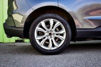 This 2023 Ford Edge is for sale today. This SUV has 81,000 kms. It's grey in colour . It has a 8 spe... (image 5)