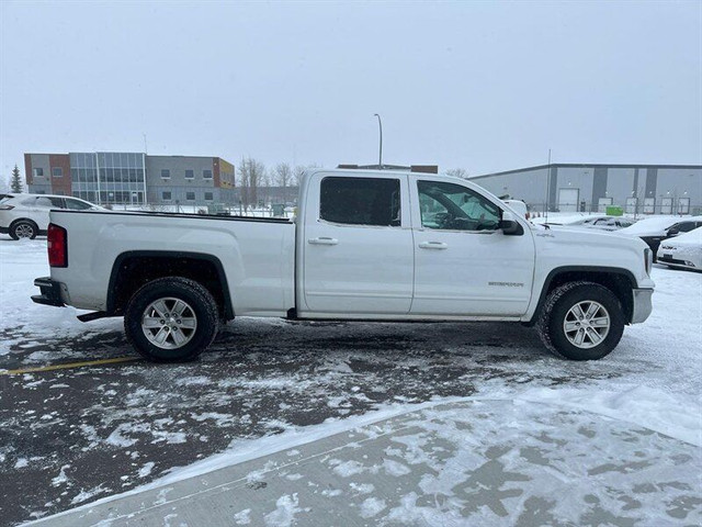 2016 GMC Sierra 1500 SLE in Cars & Trucks in St. Albert - Image 4