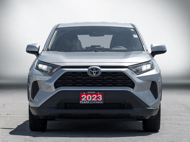 2023 Toyota RAV4 LE | Heated Seats | Clean Carfax | Rear View in Cars & Trucks in Hamilton - Image 2