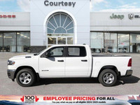 This Ram 1500 has a strong Gas/Electric V-6 3.6 L/220 engine powering this Automatic transmission. *... (image 1)