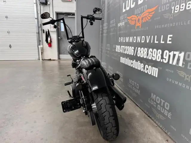 2019 Harley-Davidson FXBB Street Bob in Street, Cruisers & Choppers in Drummondville - Image 11