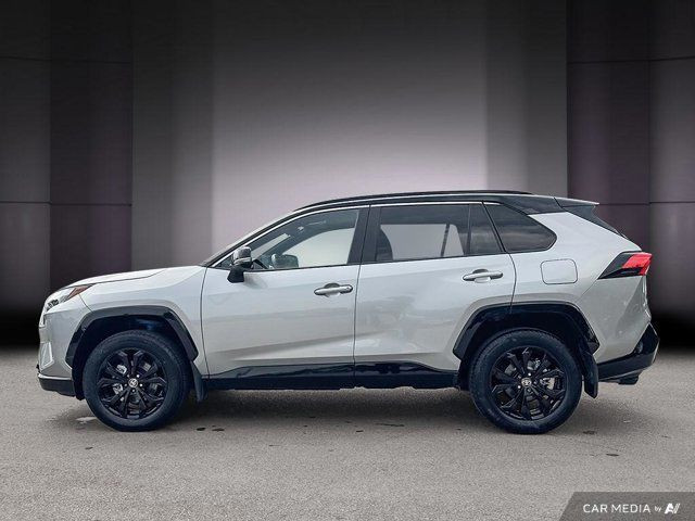 2024 Toyota RAV4 XSE Hybrid | AWD | CarPlay | Blind Spot w in Cars & Trucks in Cambridge - Image 2