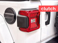 NO ACCIDENTS / CLEAN CARFAX / Auto Dimming Rearview Mirror, Front Heated Seats, Climate Control and... (image 9)