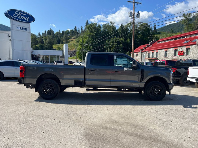 2025 Ford Super Duty F-350 SRW LARIAT EMPLOYEE PRICING IS BACK!! in Cars & Trucks in Nelson - Image 2