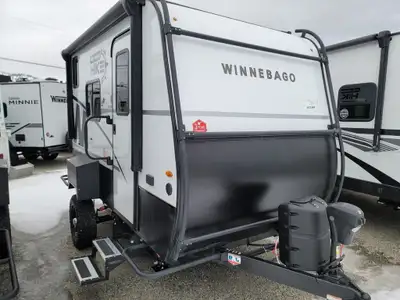 Winnebago Hike 100 H1316FB Designed for outdoor adventure, the rugged new HIKE 100 has plenty of roo...