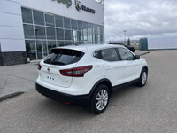 Thanks for checking out our Mountain View Dodge inventory! 2021 Nissan Qashqai S AWD Ready for Any R... (image 3)