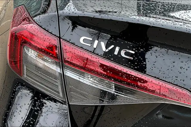 2025 Honda Civic Hybrid Sport eCVT Sedan in Cars & Trucks in Mississauga / Peel Region - Image 22