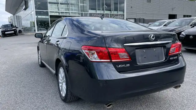 2010 Lexus ES 350 Touring / Camera / Bluetooth / Cuir Bien Équip in Cars & Trucks in Laval / North Shore - Image 15