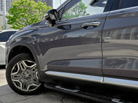 Visit our dealership to explore the recent trade-in of the 2023 HYUNDAI SANTA FE HYBRID. This except... (image 5)