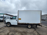 Just In - 2016 GMC Savana G3500 12Ft Aluminum Box Cube Van - Single Rear Wheels - GVW:9600Lb = NO CV... (image 1)