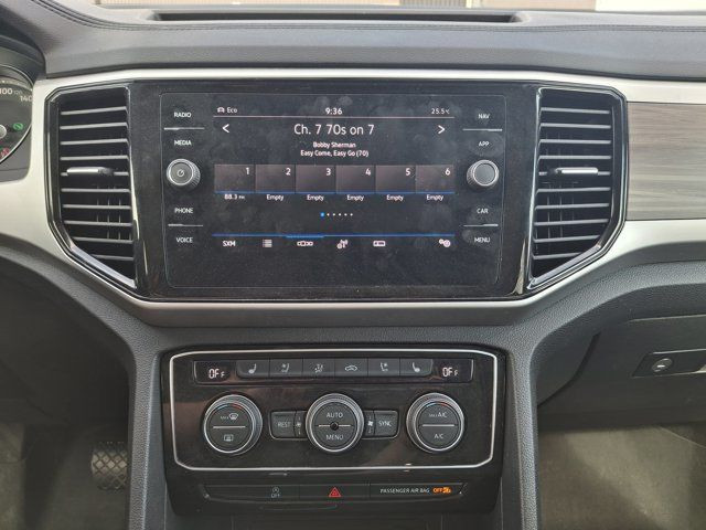 2021 Volkswagen Atlas Highline4motion | Leather | Pano Roof in Cars & Trucks in Guelph - Image 4