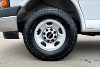 4.3 L 6 Cyl Engine Vehicle Options: Accident Free! Led Headlights, Vehicle Disclosures: No Vehicle D... (image 8)