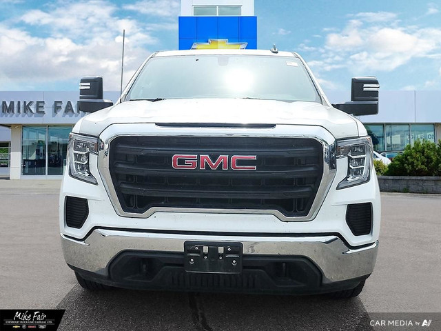 2021 GMC Sierra 1500 assist steps,keyless entry,outside power... in Cars & Trucks in Ottawa - Image 2
