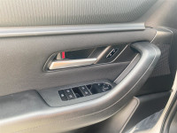 One Owner | Keyless entry | Apple CarPlay and Android Auto | Bluetooth | Navigation | Wireless charg... (image 9)