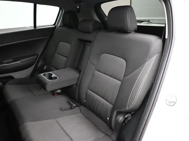 2017 Kia Sportage One Owner & Fully Certified Only 78K !!! LX, A in Cars & Trucks in City of Halifax - Image 16