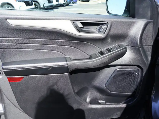 2022 Ford Escape SE | Clean CarFax in Cars & Trucks in Hamilton - Image 15