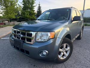 2010 Ford Escape 2010 FORD ESCAPE   , AUTOMATIQUE ,4 CYLINDRES 2.5 LITRES  , AIR CLIMATISÉ