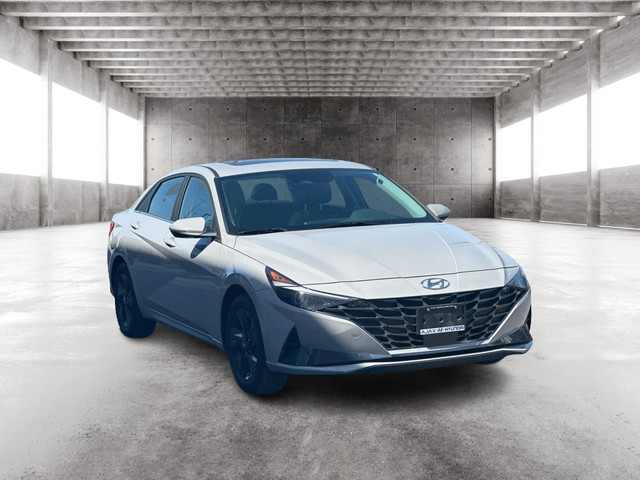 2022 Hyundai Elantra Hybrid Limited in Cars & Trucks in Oshawa / Durham Region - Image 3