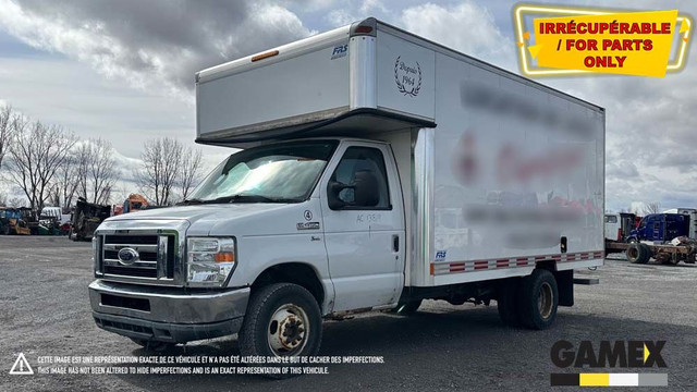 2013 FORD E450 CAMION CUBE ACCIDENTE in Heavy Trucks in Longueuil / South Shore