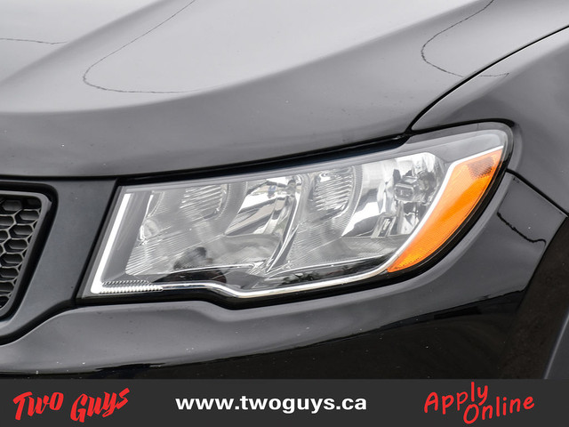 2021 Jeep Compass Altitude | 4WD | New Tires | Leather | Nav | dans Autos et camions  à St. Catharines - Image 4