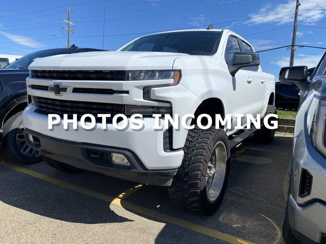 2019 Chevrolet Silverado 1500 RST Crew Cab * LEATHER * LIFTED * in Cars & Trucks in Edmonton
