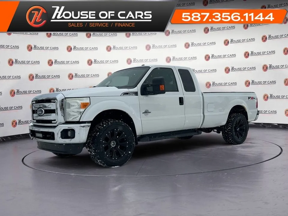 2011 Ford F-250 FX4 6.7L Super Duty Extended Cab w/ Running Boa