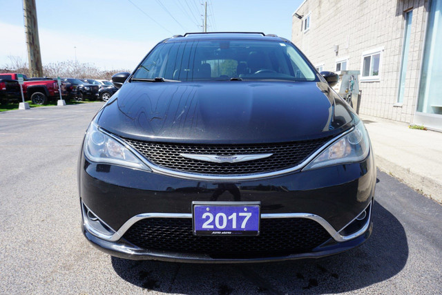 2017 Chrysler Pacifica in Cars & Trucks in Oakville / Halton Region - Image 2