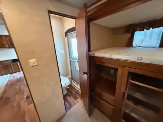2015 Forest River Wildwood 402QBQ Destination Home in Park Models in St. Albert - Image 24