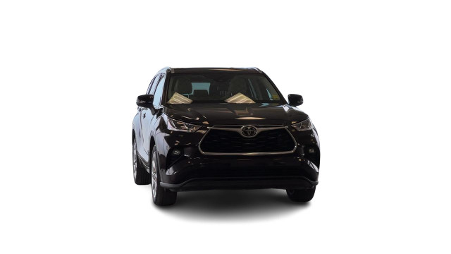 2020 Toyota Highlander Limited Local Trade! in Cars & Trucks in Regina - Image 4