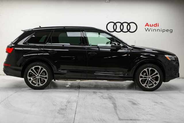 2025 Audi Q7 | Trailer Hitch | Black Optics | Panoramic Sunroof in Cars & Trucks in Winnipeg - Image 4