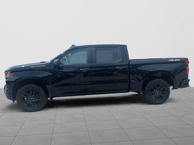 2022 Chevrolet Silverado 1500 Custom Custom 4x4 Crew Cab | La... in Cars & Trucks in Saint John - Image 8