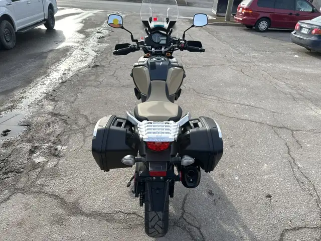 2014 Suzuki V-Strom 1000 ~ VSTROM 1000CC ~ VERSATILE ~ CLEAN BIK in Street, Cruisers & Choppers in City of Toronto - Image 21