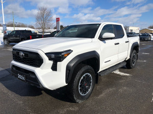 2024 Toyota Tacoma DOUBLE CAB AT