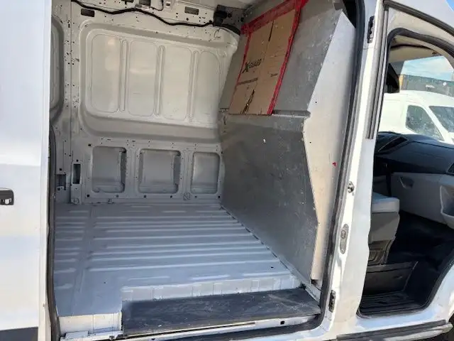 2016 Ford Transit Cargo Van T-150 130 MED RF 86 dans Autos et camions dans Ville de Toronto - Image 10