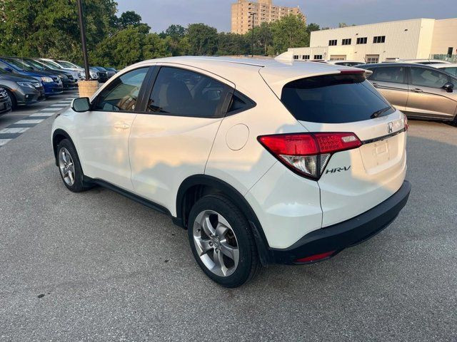 2022 Honda HR-V LX | One Owner | Clean Carfax | Full Service in Cars & Trucks in London - Image 4