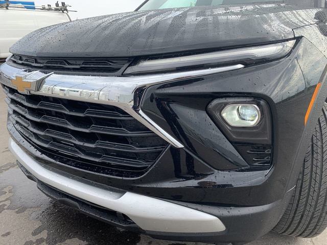 2025 Chevrolet Trailblazer LT in Cars & Trucks in Calgary - Image 3