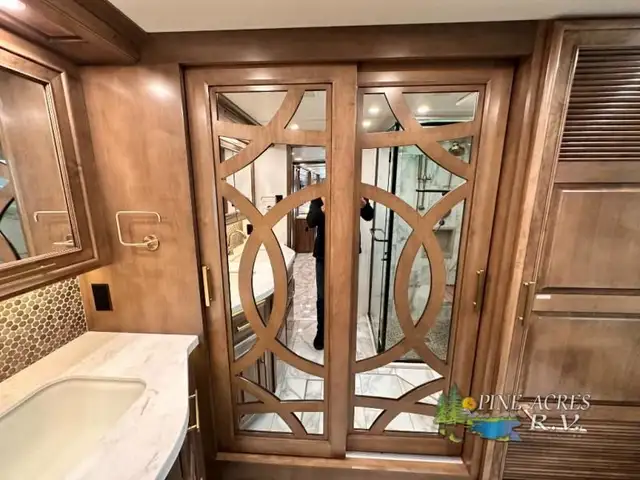 2023 Entegra Coach Cornerstone 45B 605 h.p. 26K Miles in RVs & Motorhomes in Moncton - Image 65